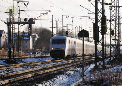 ICE 2 BR 402 in Richtung Hamburg